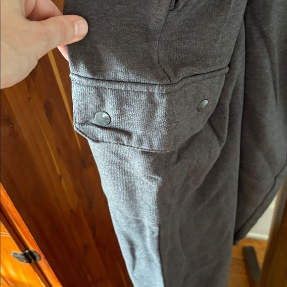 NWT Two Pairs Champion Men's Dark Gray Cargo Sweat Pants 6XL - Picture 5 of 8